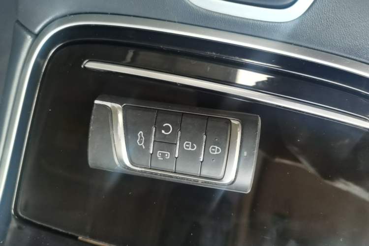 Used GAC Trumpchi M8 2021 Lingxiu Series 390T Deluxe Edition Vehicle Key