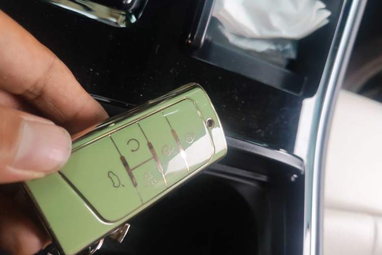 Used GAC Trumpchi M8 2021 Lingxiu Series 390T Deluxe Edition Vehicle Key