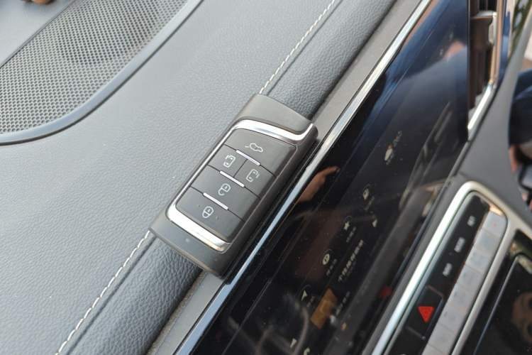 Used GAC Trumpchi M8 2021 Lingxiu Series 390T Deluxe Edition Vehicle Key