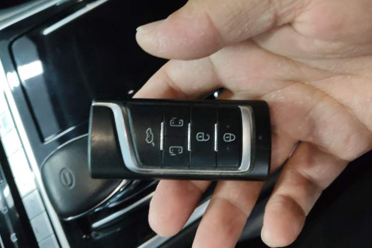 Used GAC Trumpchi M8 2021 Lingxiu Series 390T Deluxe Edition Vehicle Key