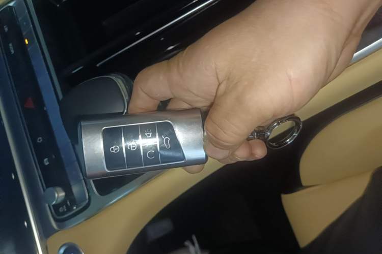 Used GAC Trumpchi M8 2021 Lingxiu Series 390T Deluxe Edition Vehicle Key