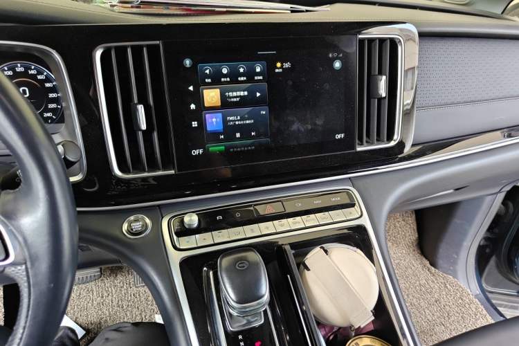 Used GAC Trumpchi M8 2021 Lingxiu Series 390T Ultimate Edition Audio And AC Panel