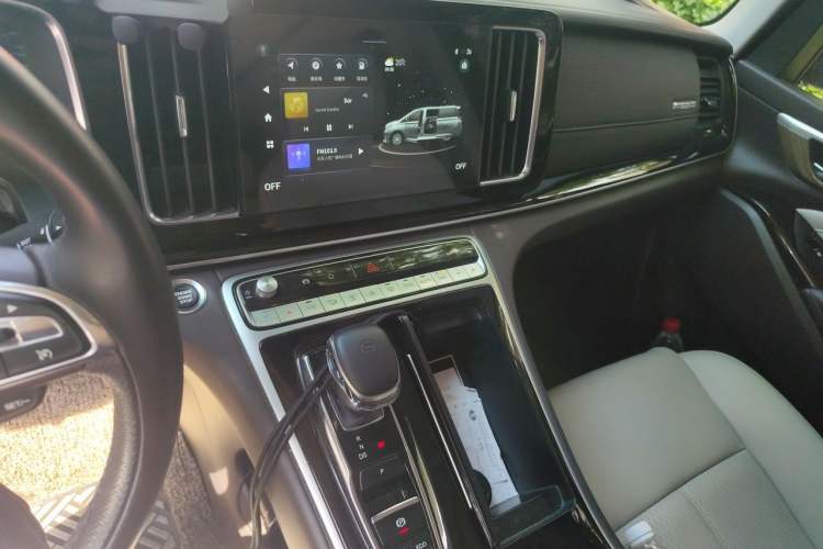 Used GAC Trumpchi M8 2021 Lingxiu Series 390T Deluxe Edition Audio And AC Panel