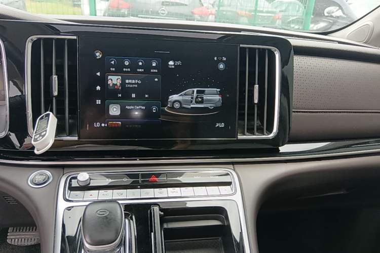 Used GAC Trumpchi M8 2021 Master Series 390T Ultimate Edition Audio And AC Panel