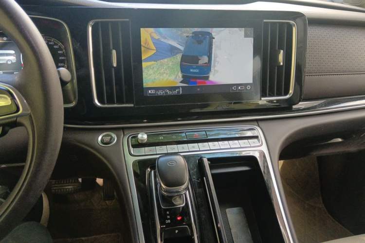 Used GAC Trumpchi M8 2021 Lingxiu Series 390T Luxury Edition Audio And AC Panel