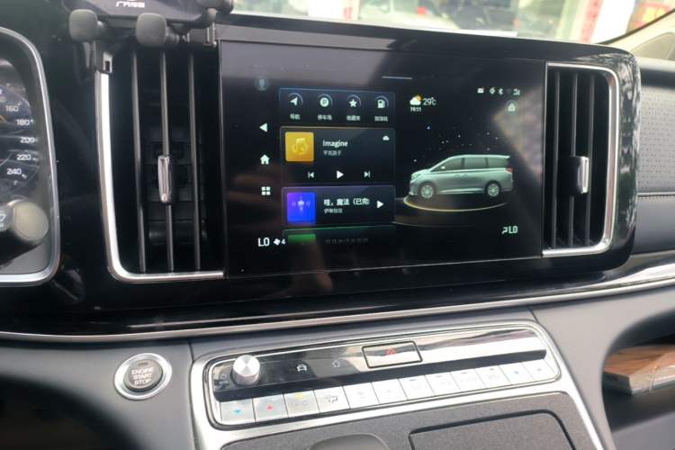 Used GAC Trumpchi M8 2021 Lingxiu Series 390T Ultimate Edition Audio And AC Panel