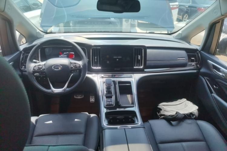 Used GAC Trumpchi M8 2021 Lingxiu Series 390T Deluxe Edition Center Console