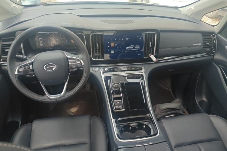 Used GAC Trumpchi M8 2021 Lingxiu Series 390T Ultimate Edition Center Console