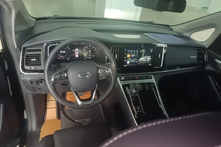 Used GAC Trumpchi M8 2021 Lingxiu Series 390T Ultimate Edition Center Console