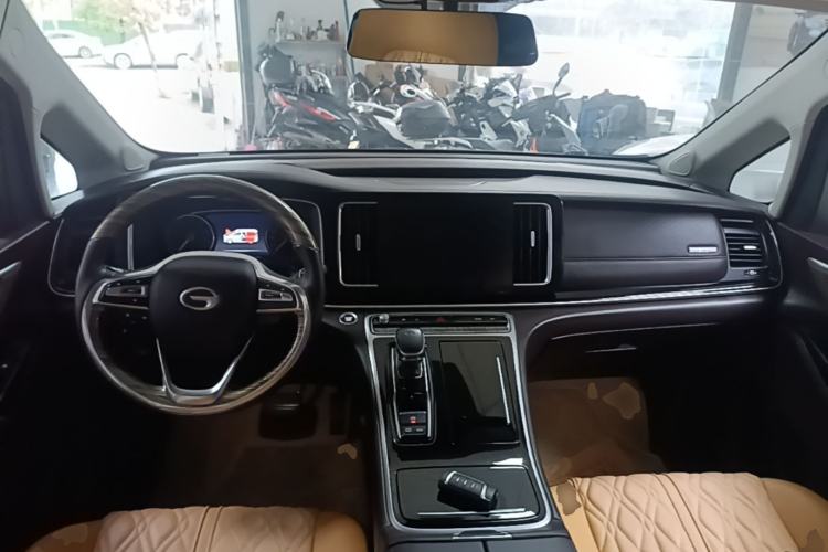 Used GAC Trumpchi M8 2021 Lingxiu Series 390T Luxury Edition Center Console