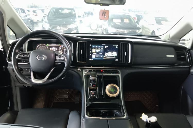 Used GAC Trumpchi M8 2021 Lingxiu Series 390T Deluxe Edition Center Console