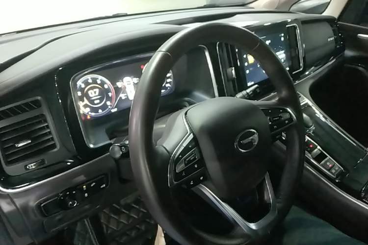 Used GAC Trumpchi M8 2021 Master Series 390T Ultimate Edition Center Console