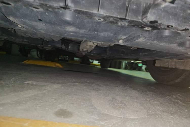Used GAC Trumpchi M8 2021 Lingxiu Series 390T Deluxe Edition Chassis Front