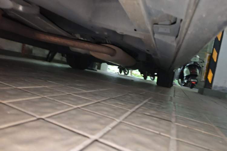 Used GAC Trumpchi M8 2021 Lingxiu Series 390T Deluxe Edition Chassis Front Left