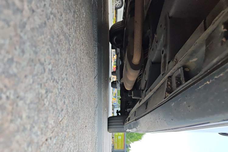 Used GAC Trumpchi M8 2021 Lingxiu Series 390T Ultimate Edition Chassis Front Left