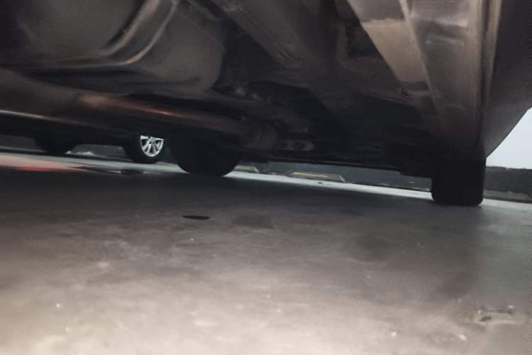 Used GAC Trumpchi M8 2021 Lingxiu Series 390T Ultimate Edition Chassis Rear Right