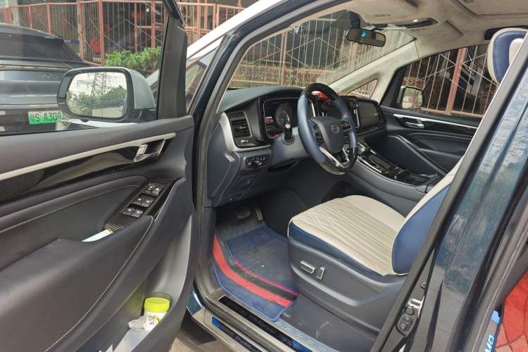 Used GAC Trumpchi M8 2021 Revised Version Lingxiu Series 390T Luxury Edition Driver Seat