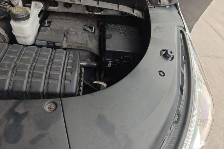 Used GAC Trumpchi M8 2021 Revised Version Lingxiu Series 390T Luxury Edition Engine Bay Left