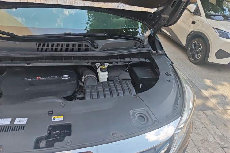 Used GAC Trumpchi M8 2021 Lingxiu Series 390T Ultimate Edition Engine Bay Left
