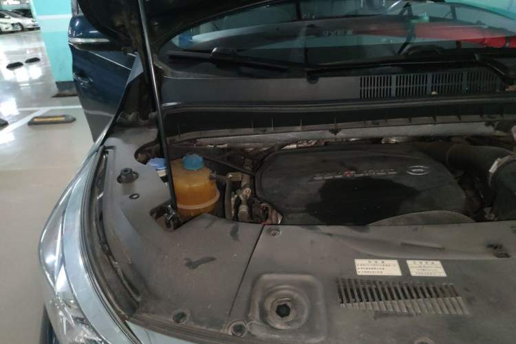 Used GAC Trumpchi M8 2021 Master Series 390T Prestige Edition Engine Bay Right