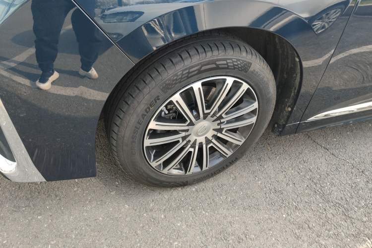 Used GAC Trumpchi M8 2021 Lingxiu Series 390T Ultimate Edition Exterior 4