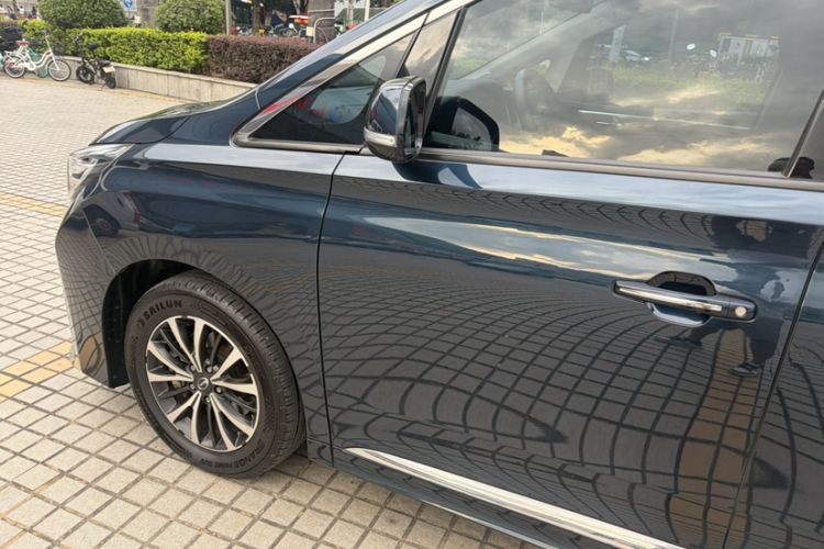 Used GAC Trumpchi M8 2021 Lingxiu Series 390T Deluxe Edition Exterior 4