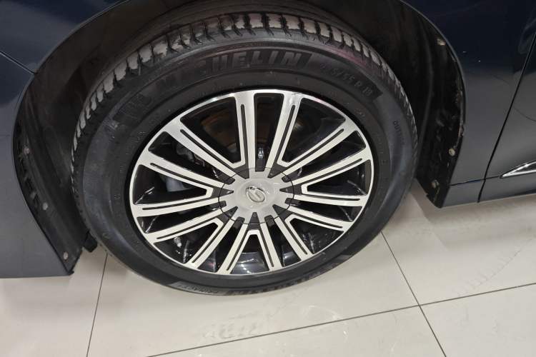 Used GAC Trumpchi M8 2021 Lingxiu Series 390T Ultimate Edition Exterior 4