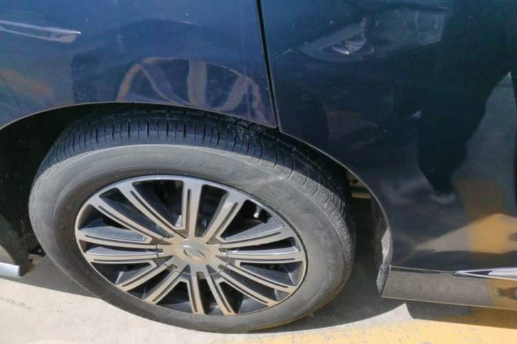 Used GAC Trumpchi M8 2021 Lingxiu Series 390T Deluxe Edition Exterior 5