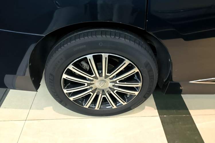 Used GAC Trumpchi M8 2021 Lingxiu Series 390T Ultimate Edition Exterior 5