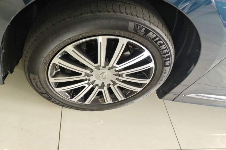 Used GAC Trumpchi M8 2021 Lingxiu Series 390T Deluxe Edition Exterior 7
