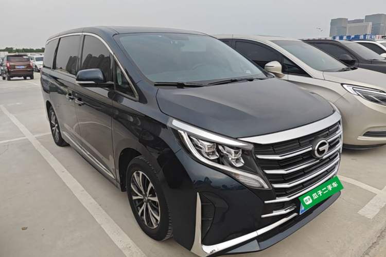 Used GAC Trumpchi M8 2021 Lingxiu Series 390T Deluxe Edition Front Right 45 Deg