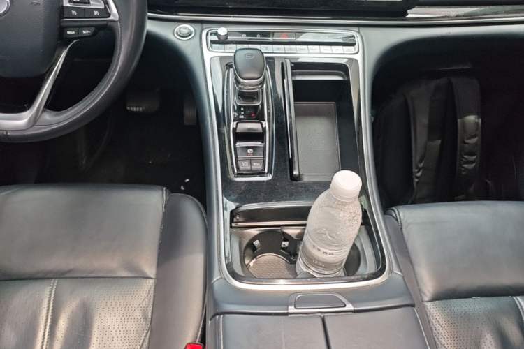 Used GAC Trumpchi M8 2021 Lingxiu Series 390T Deluxe Edition Gear Lever