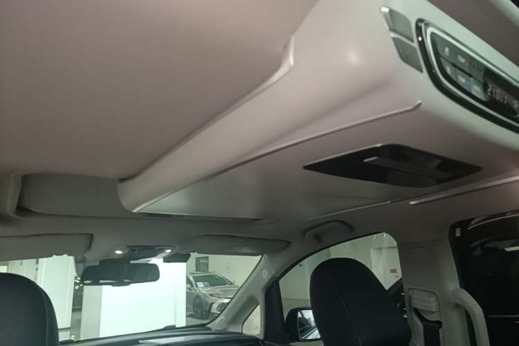 Used GAC Trumpchi M8 2021 Lingxiu Series 390T Ultimate Edition Headliner