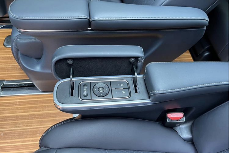 Used GAC Trumpchi M8 2021 Lingxiu Series 390T Deluxe Edition Interior 10