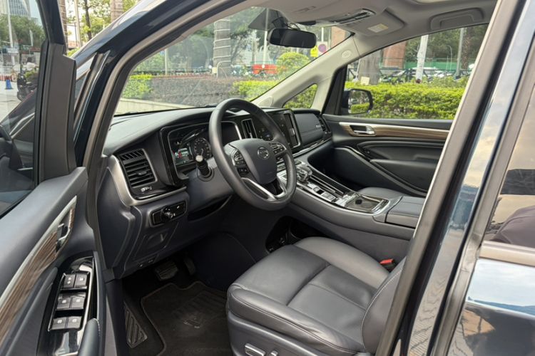 Used GAC Trumpchi M8 2021 Lingxiu Series 390T Deluxe Edition Interior 2