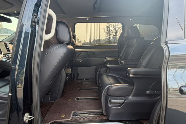 Used GAC Trumpchi M8 2021 Lingxiu Series 390T Deluxe Edition Interior 4
