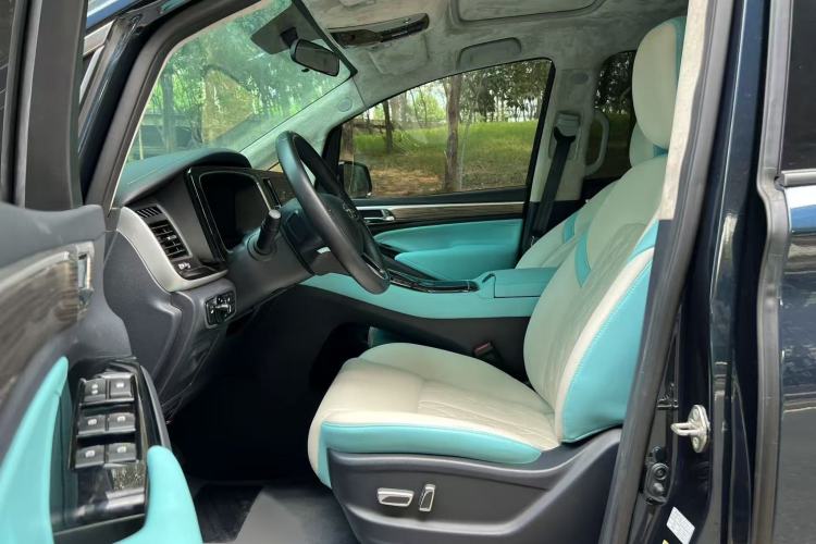 Used GAC Trumpchi M8 2021 Lingxiu Series 390T Deluxe Edition Interior 4