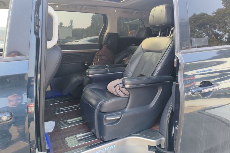 Used GAC Trumpchi M8 2021 Lingxiu Series 390T Ultimate Edition Interior 4