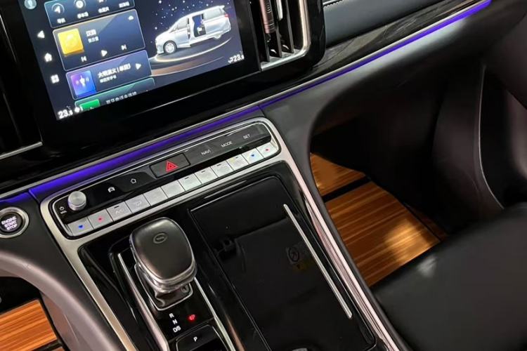 Used GAC Trumpchi M8 2021 Lingxiu Series 390T Deluxe Edition Interior 5
