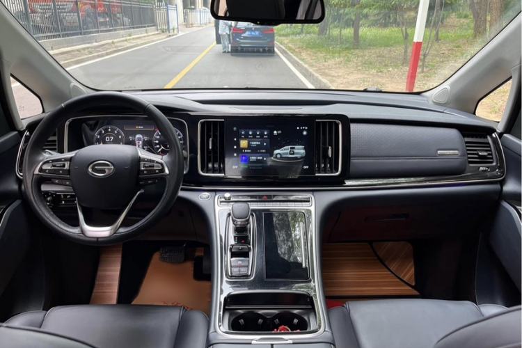 Used GAC Trumpchi M8 2021 Lingxiu Series 390T Deluxe Edition Interior 9