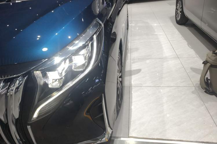 Used GAC Trumpchi M8 2021 Lingxiu Series 390T Deluxe Edition Left Front Headlight