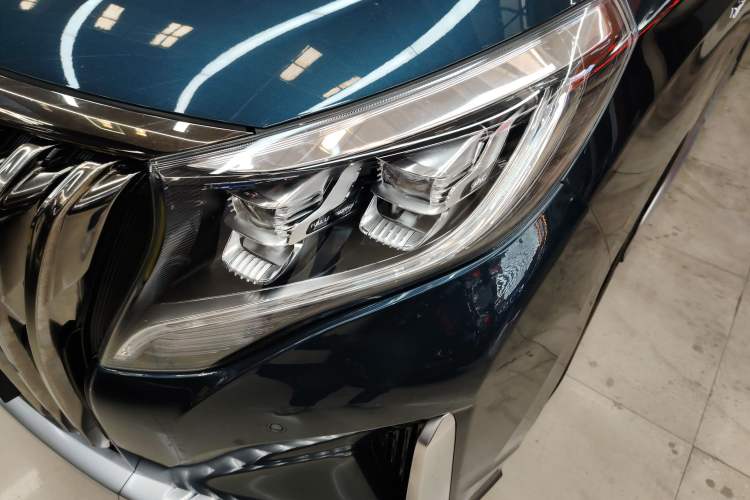 Used GAC Trumpchi M8 2021 Master Series 390T Ultimate Edition Left Front Headlight