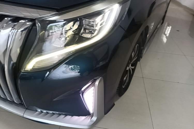 Used GAC Trumpchi M8 2021 Lingxiu Series 390T Luxury Edition Left Front Headlight