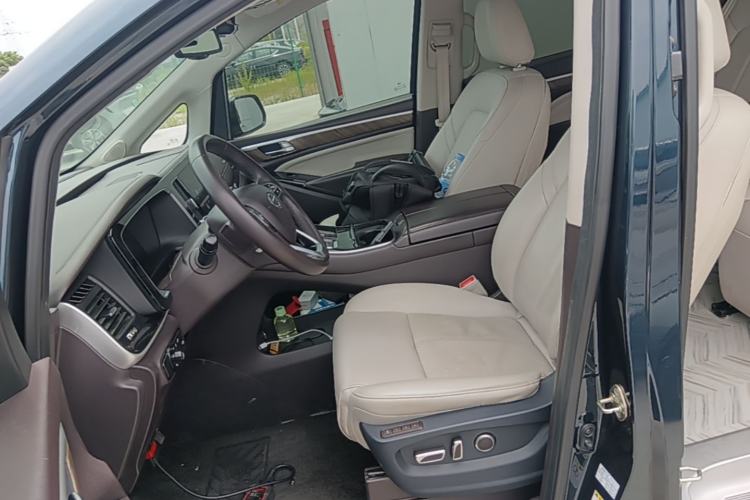 Used GAC Trumpchi M8 2021 Master Series 390T Ultimate Edition Left Front Seat