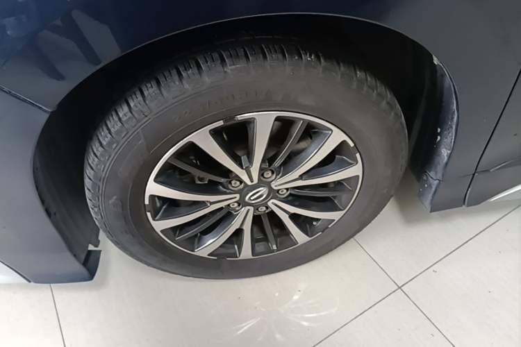 Used GAC Trumpchi M8 2021 Lingxiu Series 390T Luxury Edition Left Front Wheel Hub