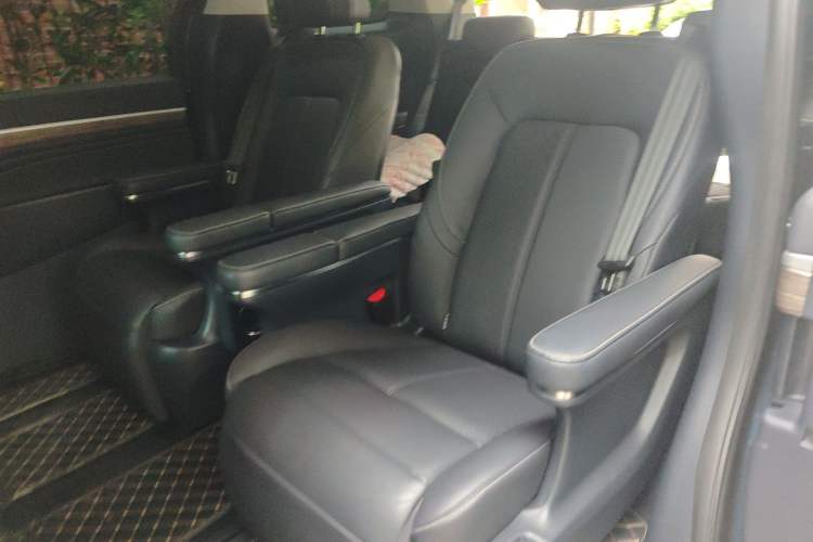 Used GAC Trumpchi M8 2021 Lingxiu Series 390T Ultimate Edition Left Rear Seat