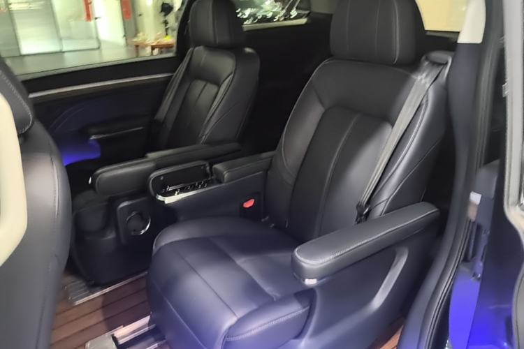 Used GAC Trumpchi M8 2021 Lingxiu Series 390T Ultimate Edition Left Rear Seat