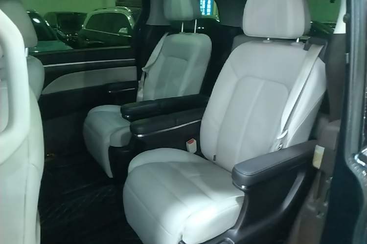 Used GAC Trumpchi M8 2021 Master Series 390T Ultimate Edition Left Rear Seat