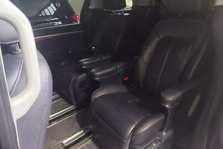 Used GAC Trumpchi M8 2021 Lingxiu Series 390T Ultimate Edition Left Rear Seat