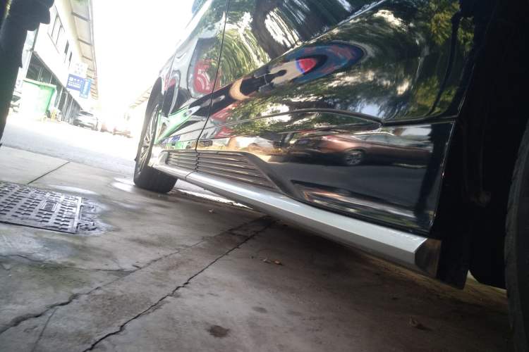 Used GAC Trumpchi M8 2021 Master Series 390T Ultimate Edition Left Side Sill